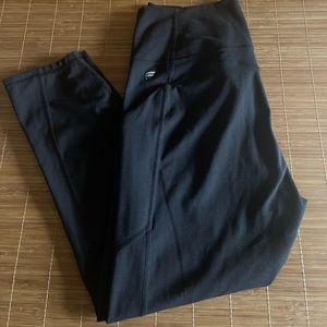 Fabletics capri leggings Medium